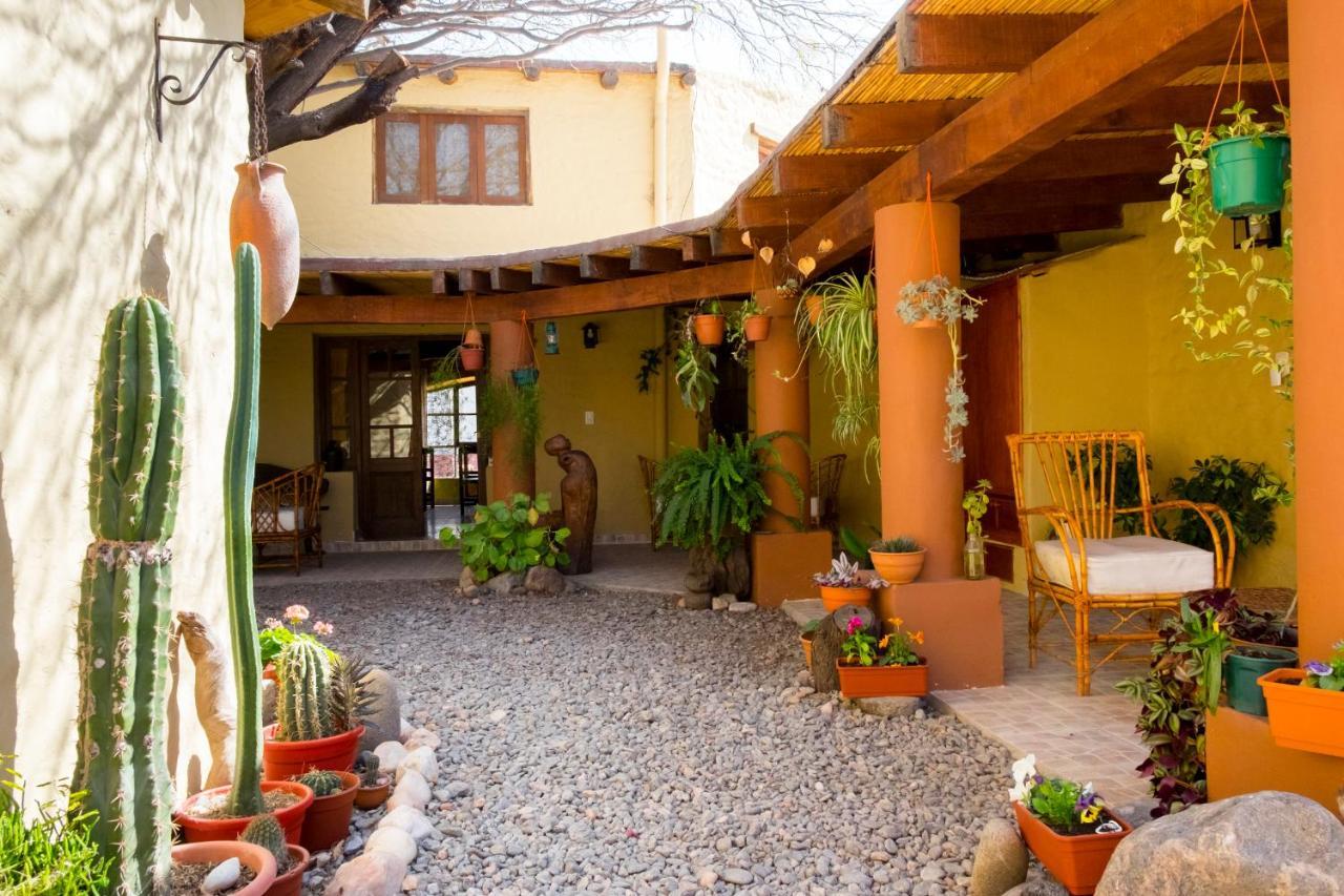 Bed and Breakfast La Montana Cafayate Exterior foto